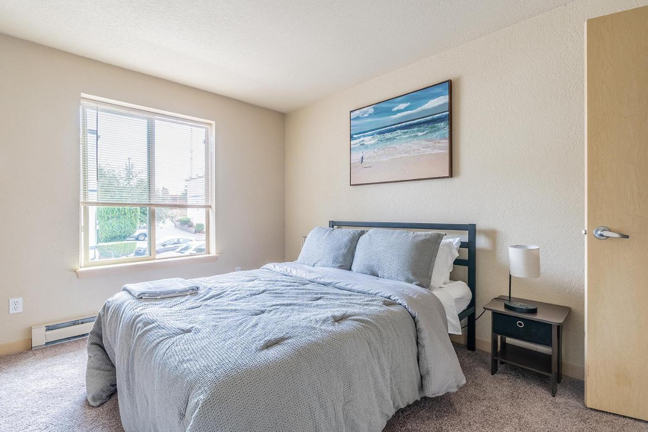 Beautiful And Cozy One Bedroom Apartment -Wifi, Bbq, Patio, Dog Park, Close To Greenlake And Northgate Seattle Dış mekan fotoğraf